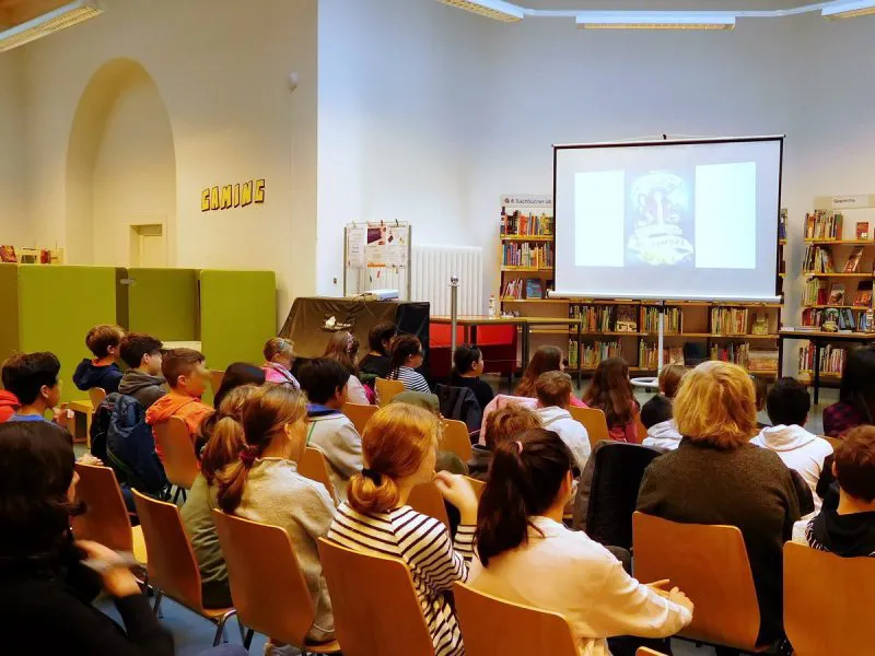 Jugendbuch-Lesung in Berlin-Charlottenburg