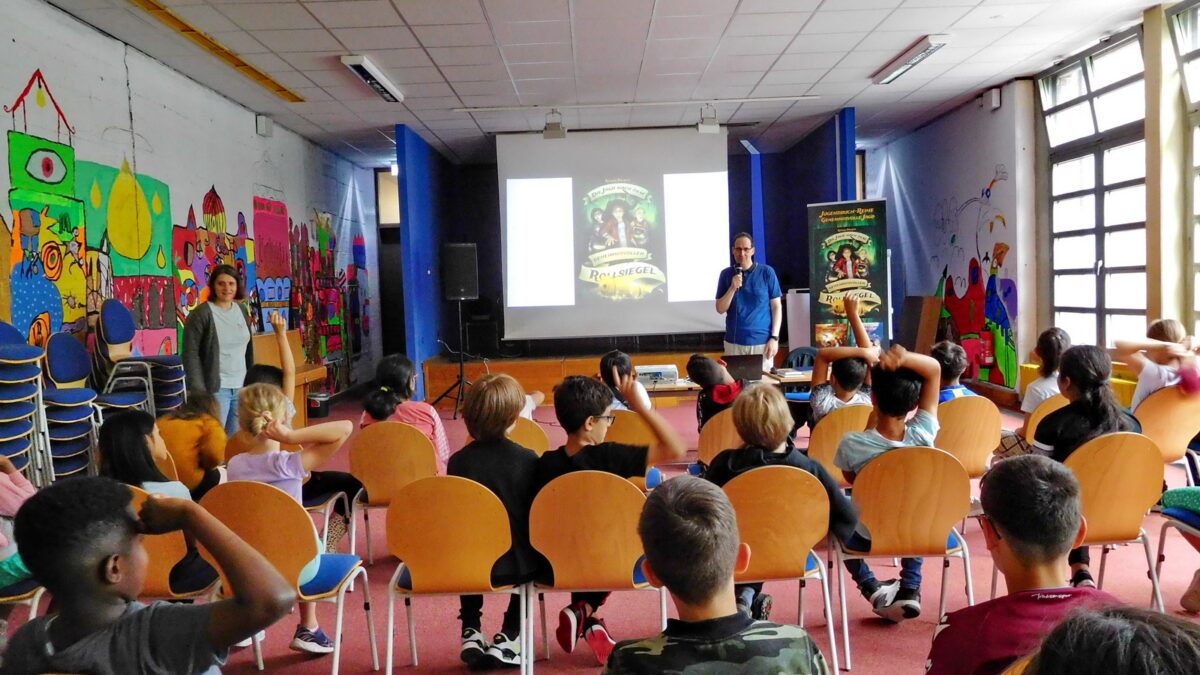 Autorenlesungen für Kinder vor 4.-6. Klassen